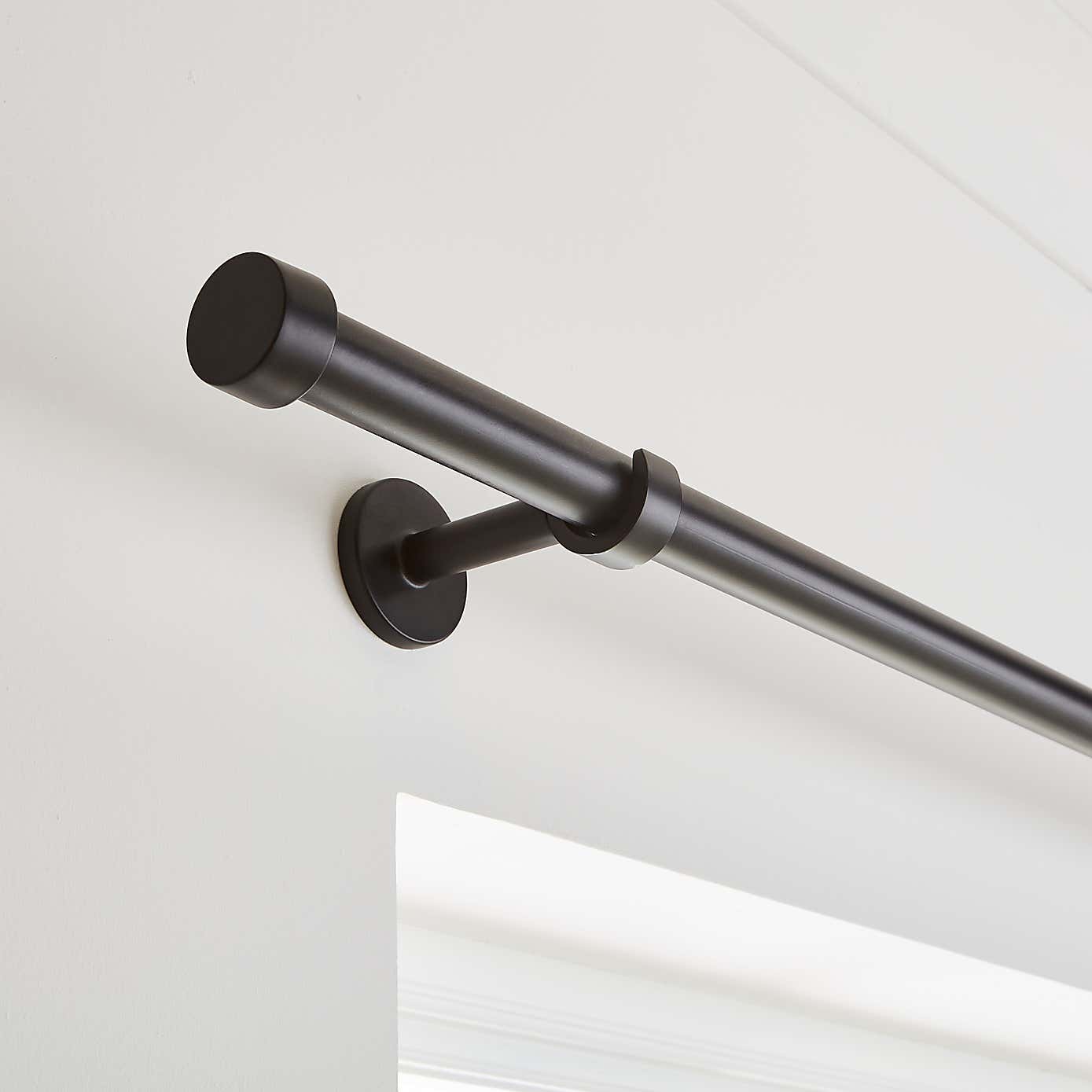 Trinity Metal Eyelet Curtain Pole
