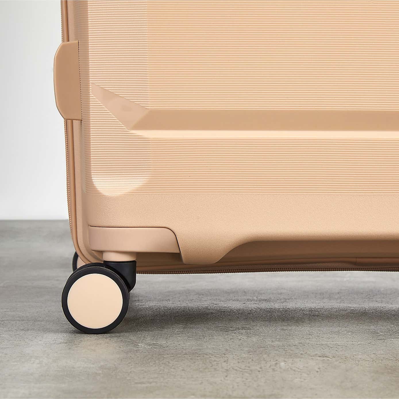 Rock Luggage Tulum Suitcase