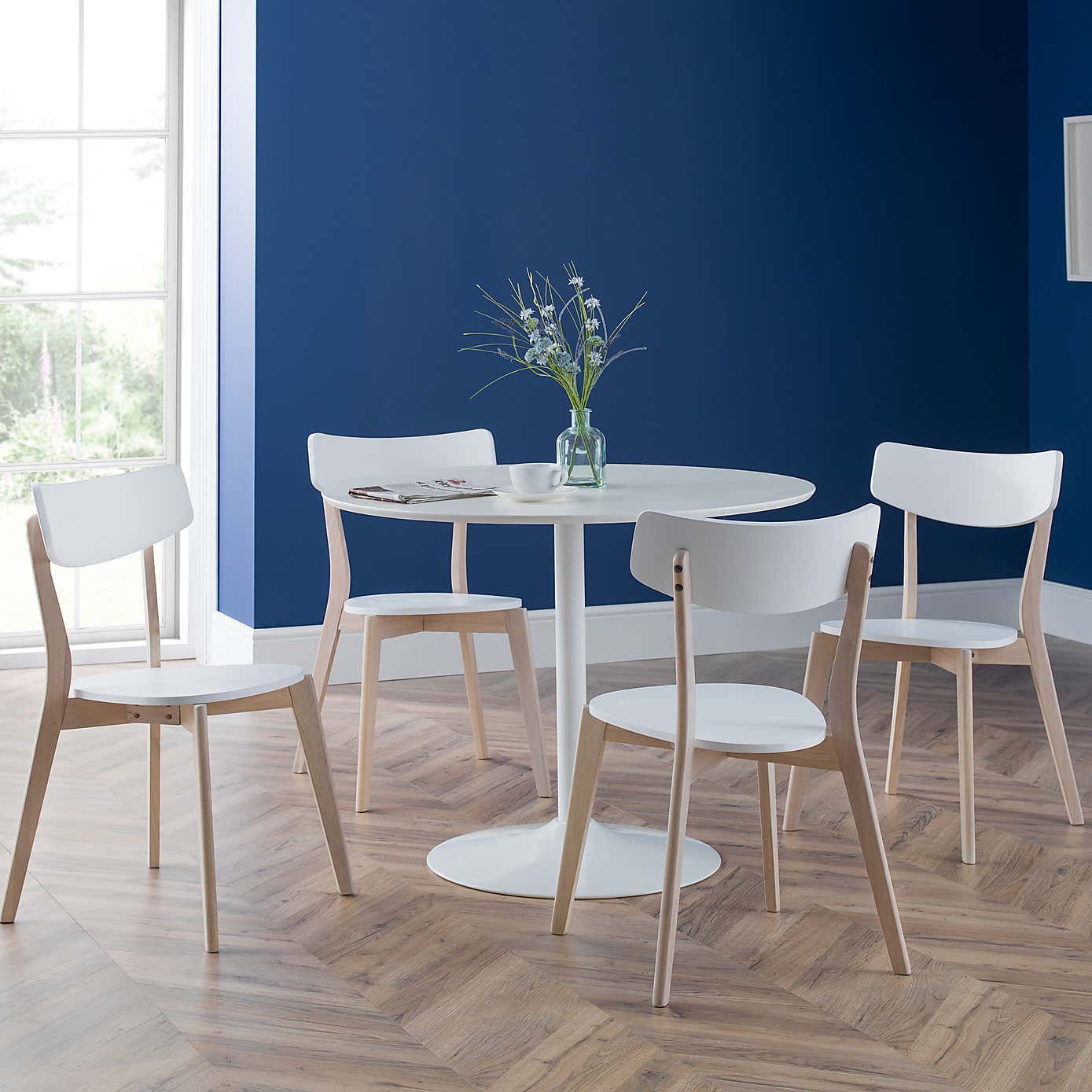 Blanco Round White Pedestal Dining Table