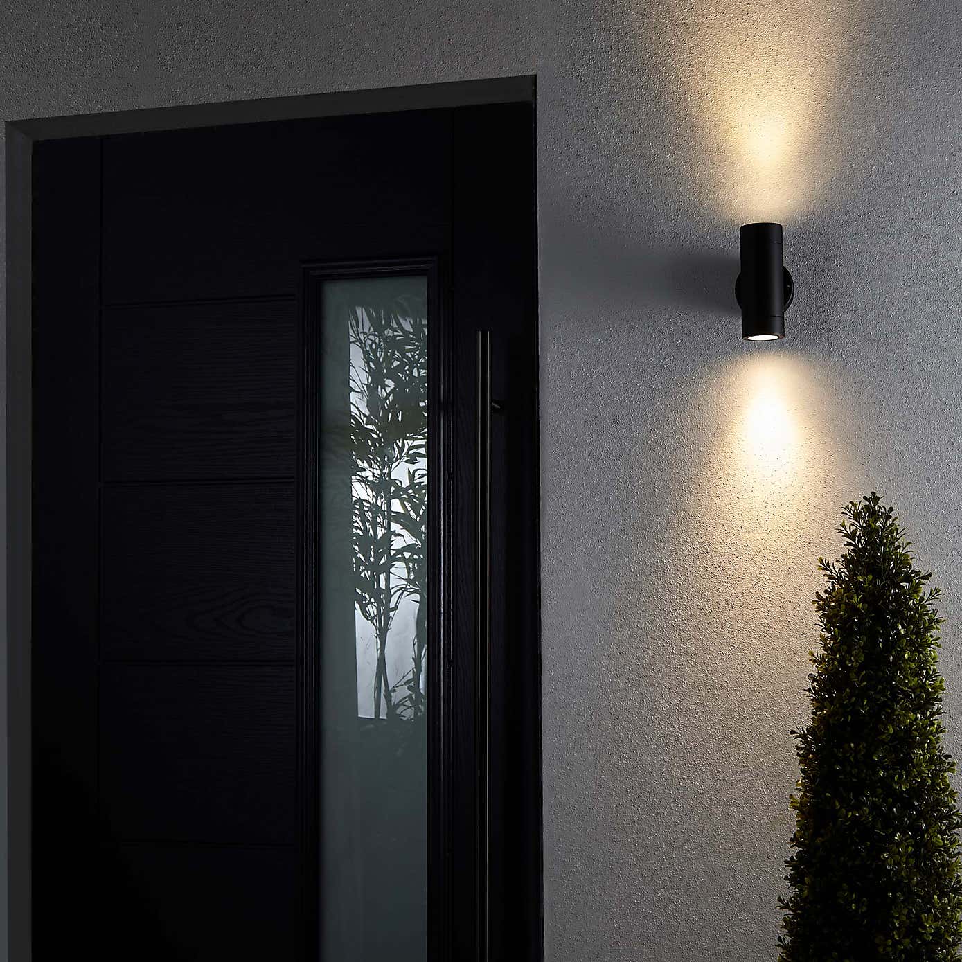 Vogue Alonzo 2 Light Outdoor Wall Light
