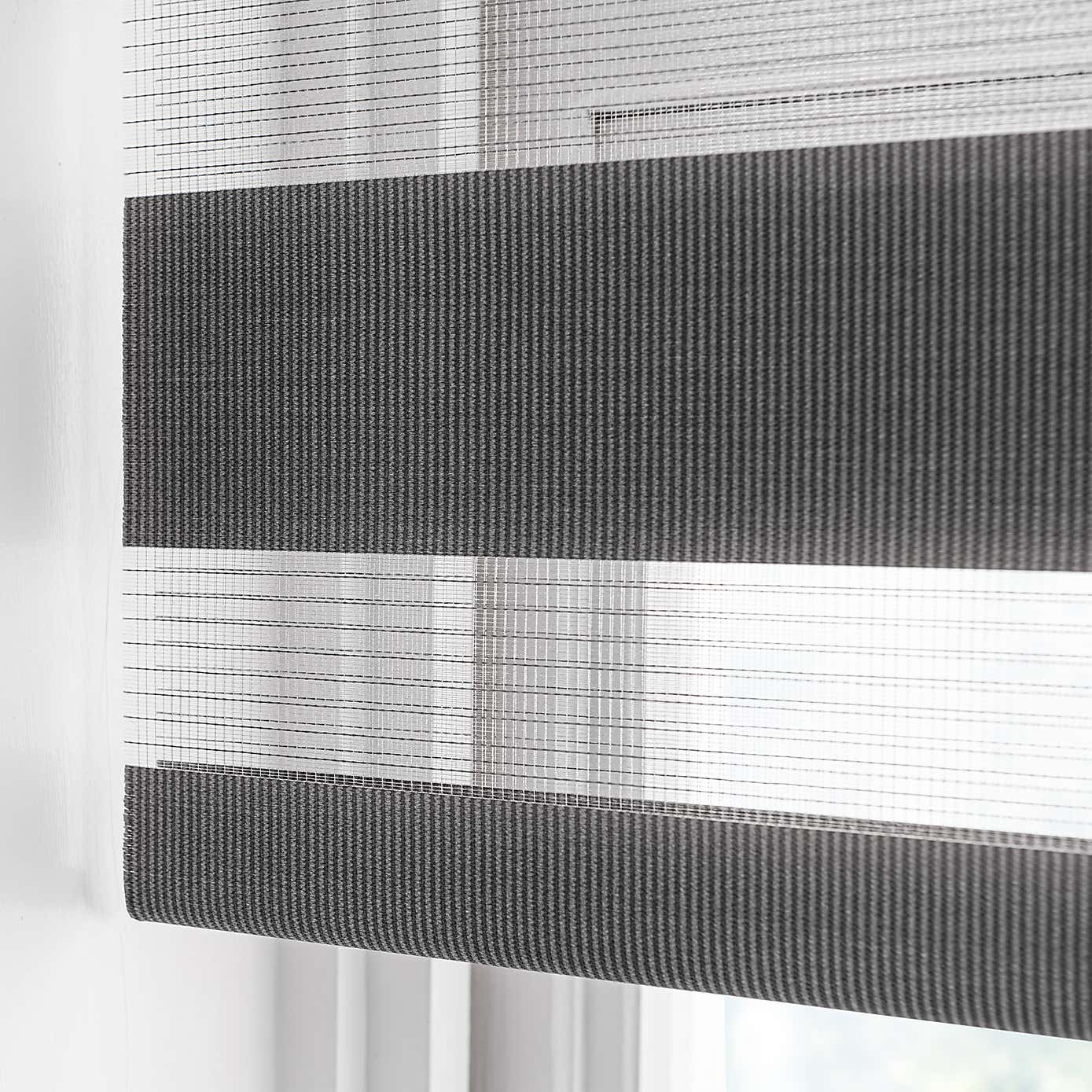 Day and Night Daylight Roller Blind