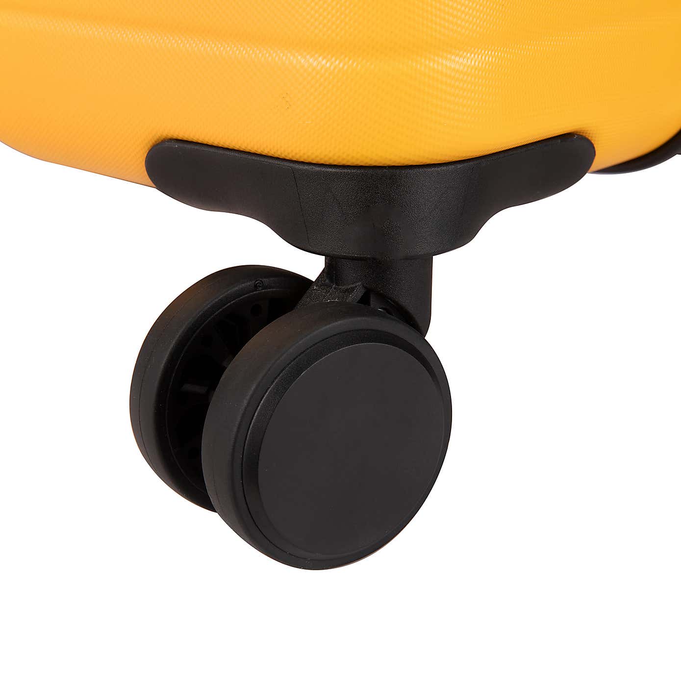 IT Luggage Attuned Hard Shell Suitcase