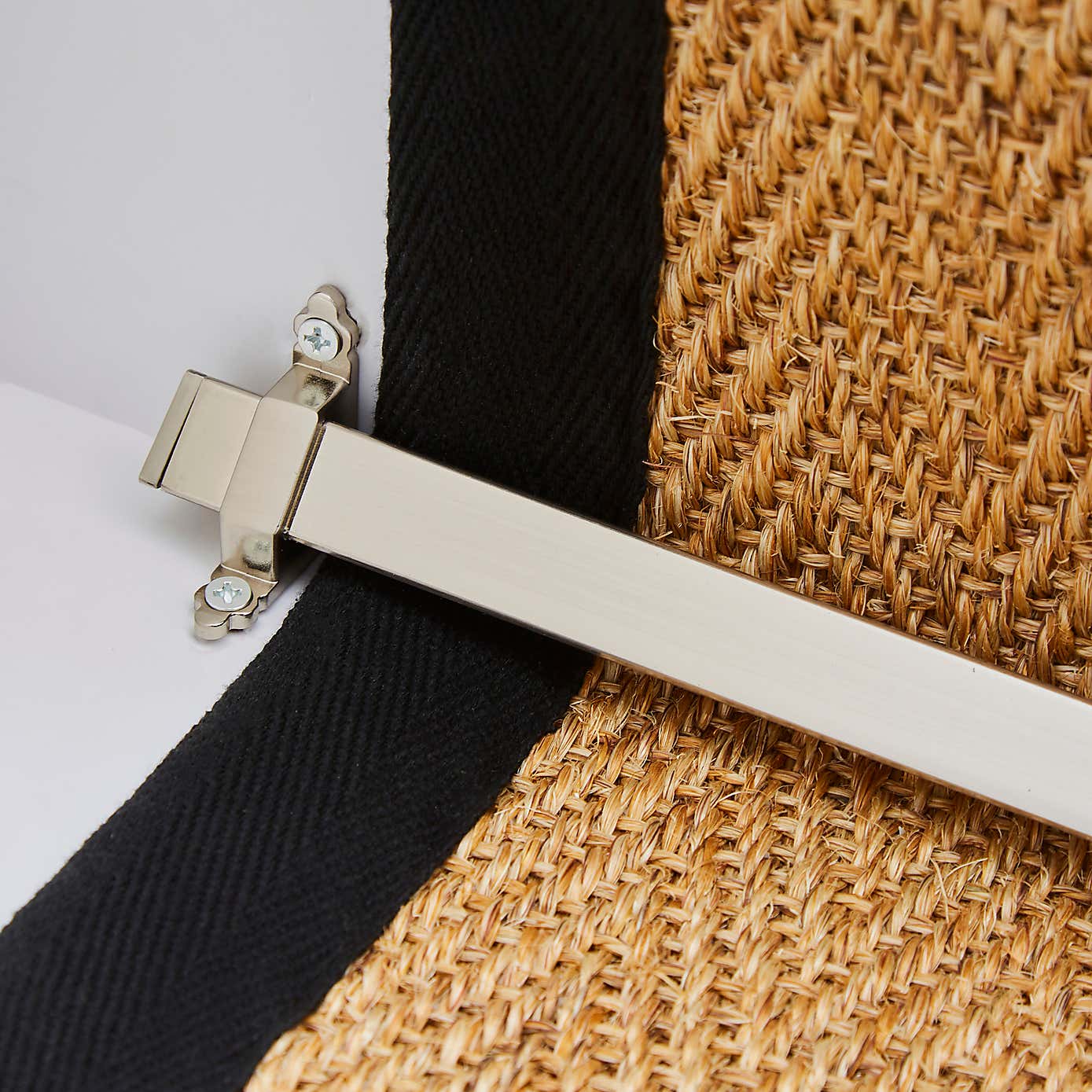 Triangular Stair Rod