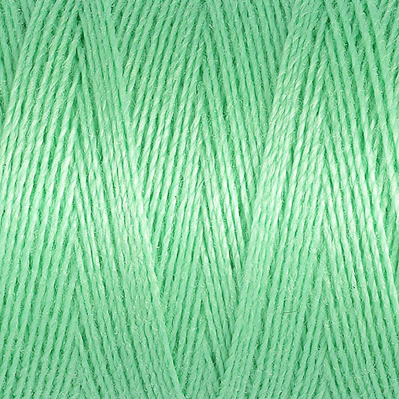 Gutermann Sew All Thread Fresh Green (205)