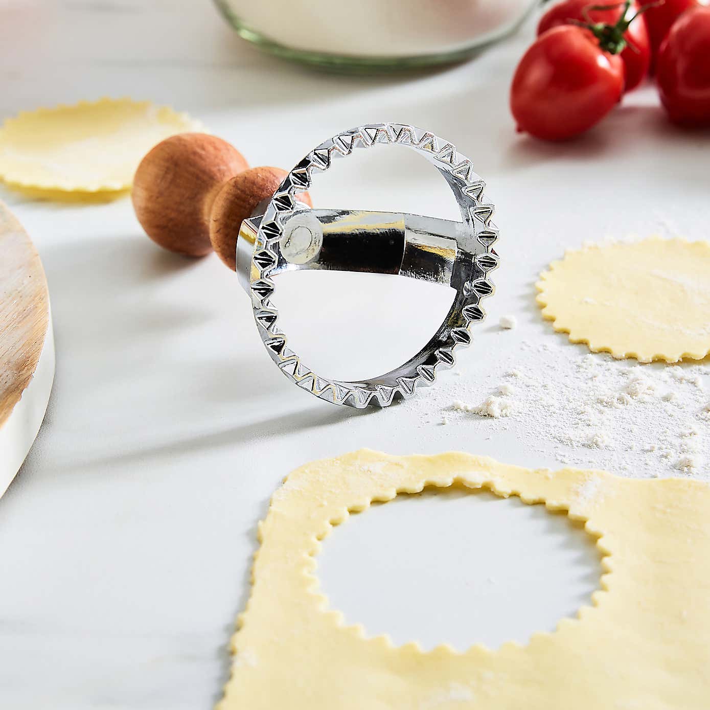World Gourmet Round Pasta Cutter Stamp