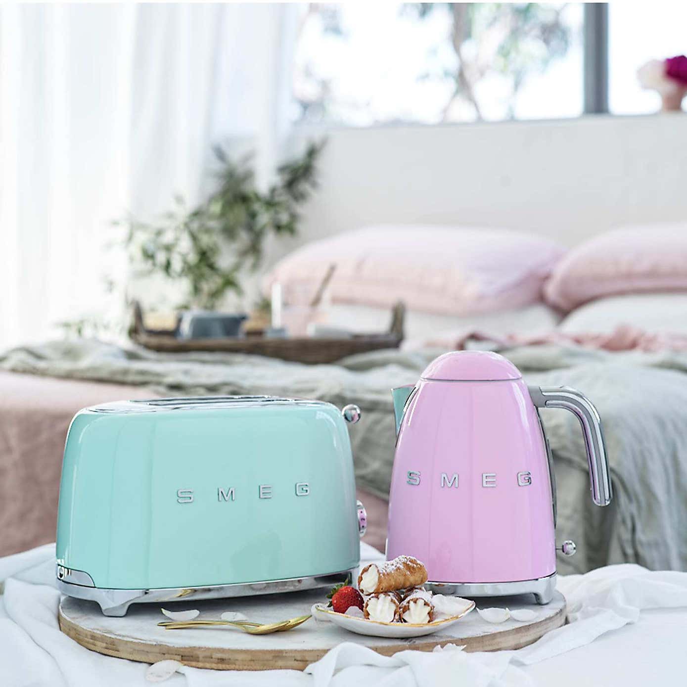 SMEG 2 Slice Toaster