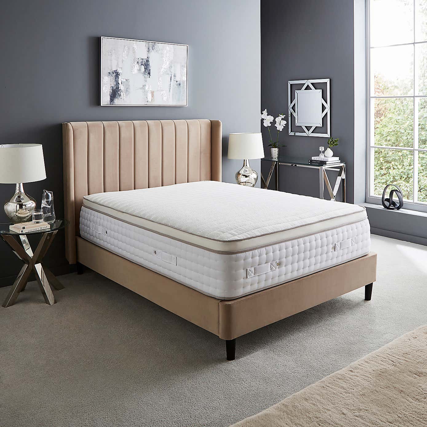 Hotel Gel Pillow Top 2000 Pocket Sprung Mattress