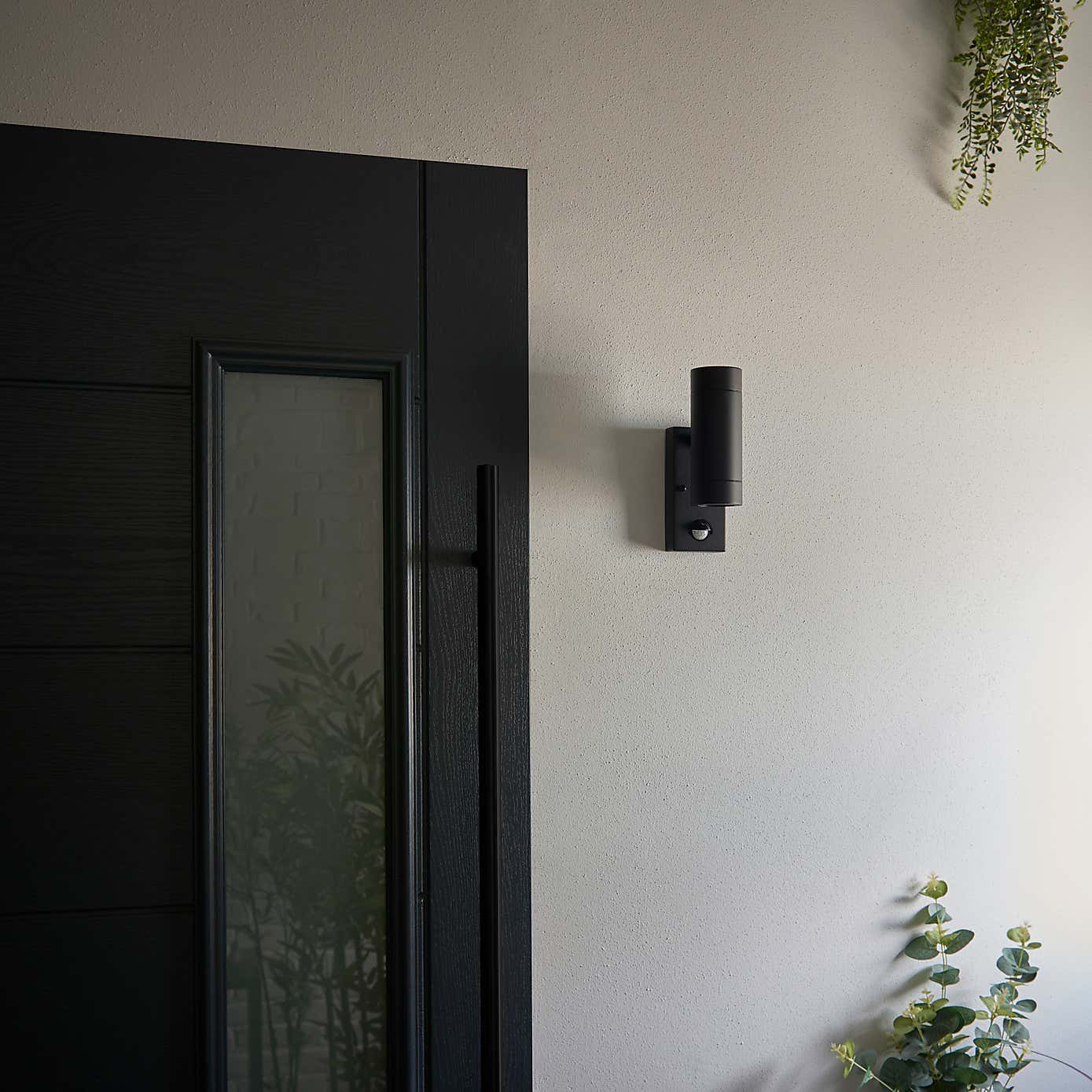 Billy PIR Sensor Outdoor Wall Light