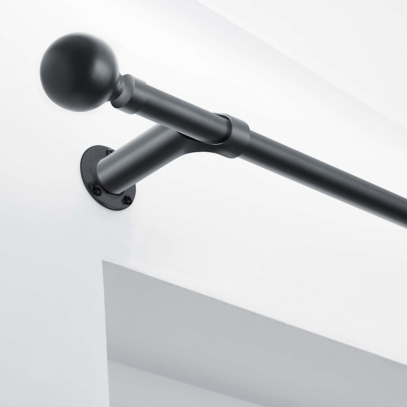 Ashton Room Darkening Extendable Eyelet Curtain Pole 25/28mm