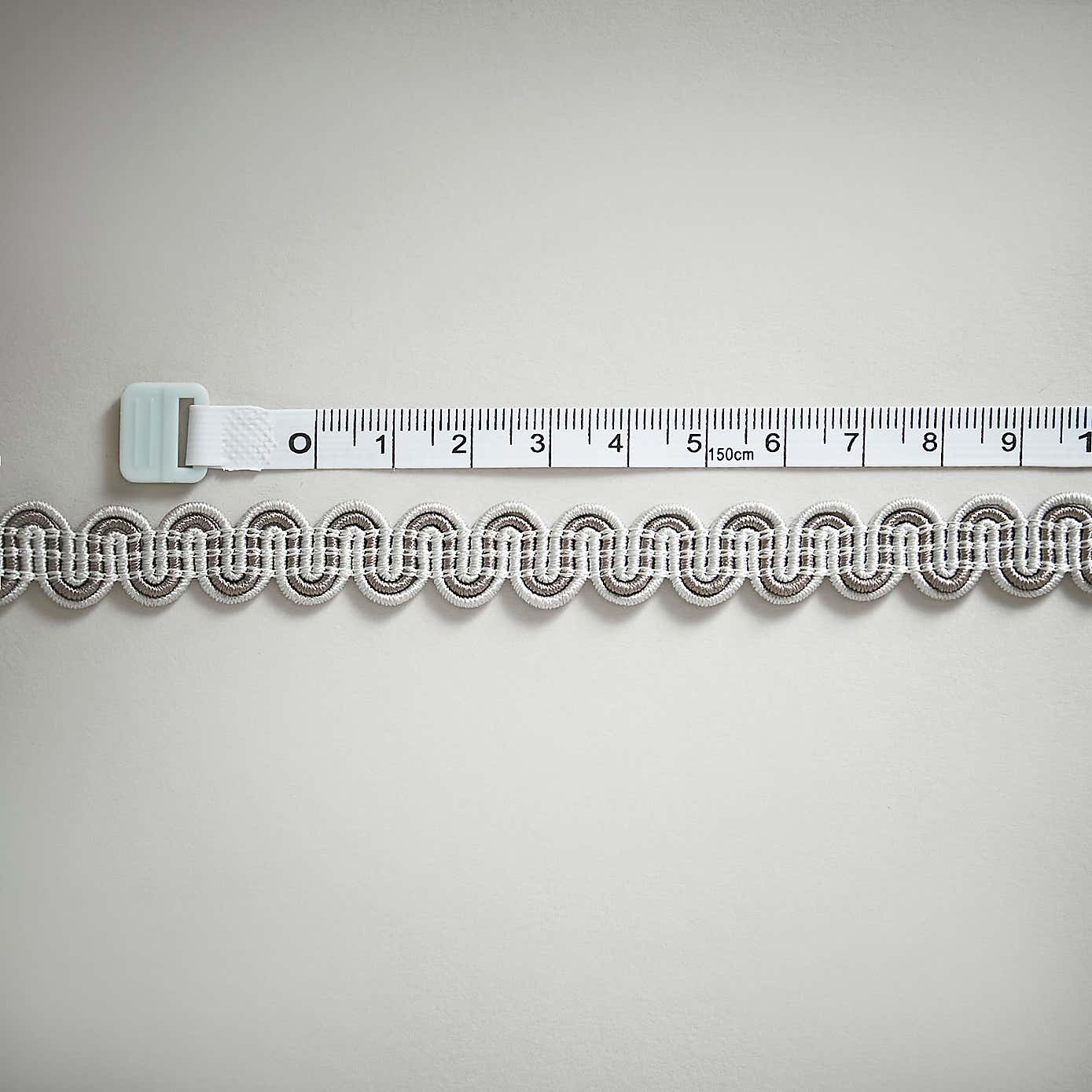 Vivaldi Scroll Braid Trimming