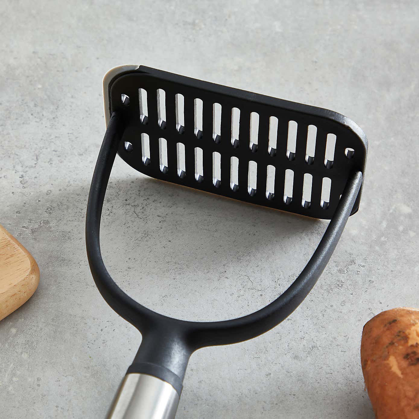 Professional Nylon Masher with Silicone Edge