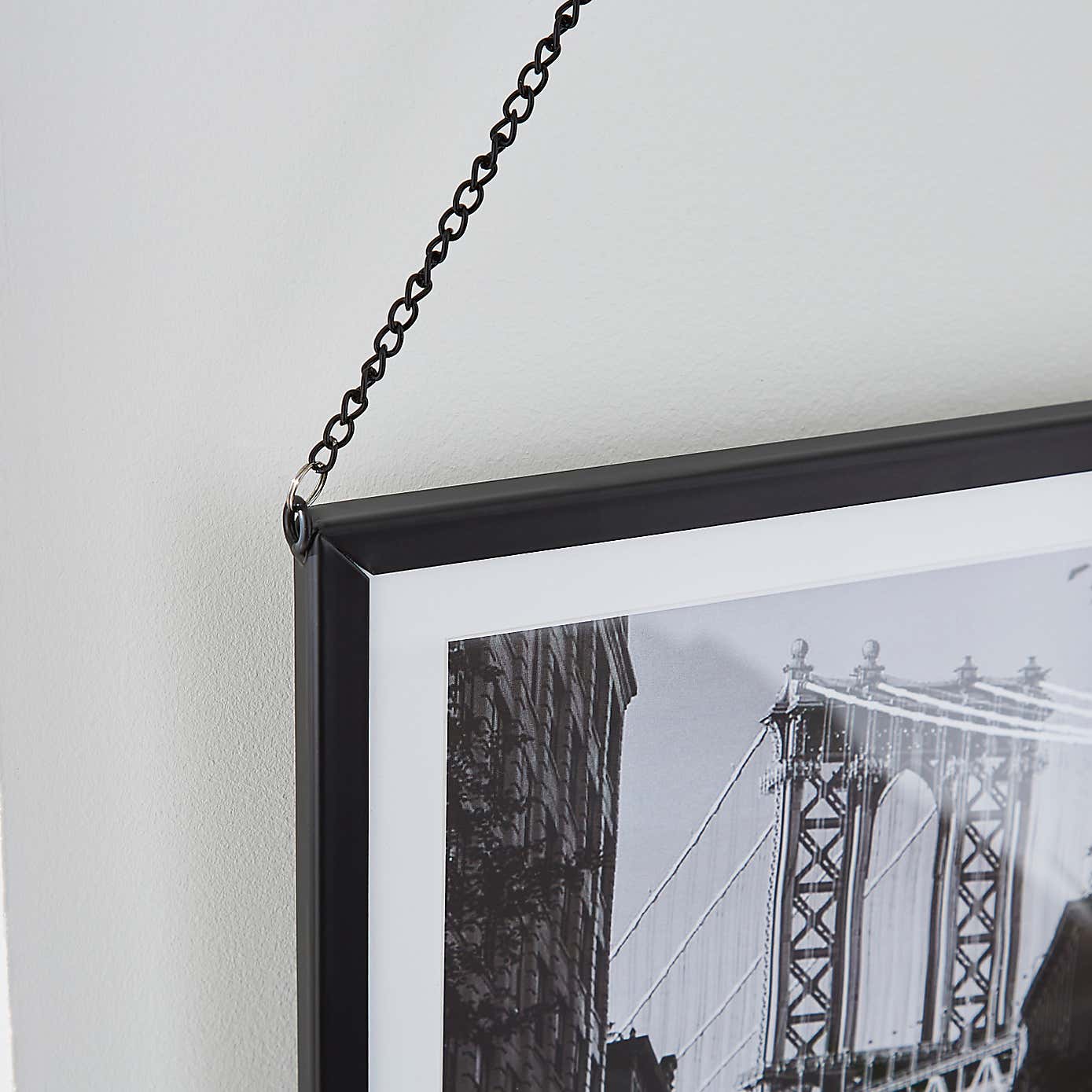 Hanging Chain Photo Frame