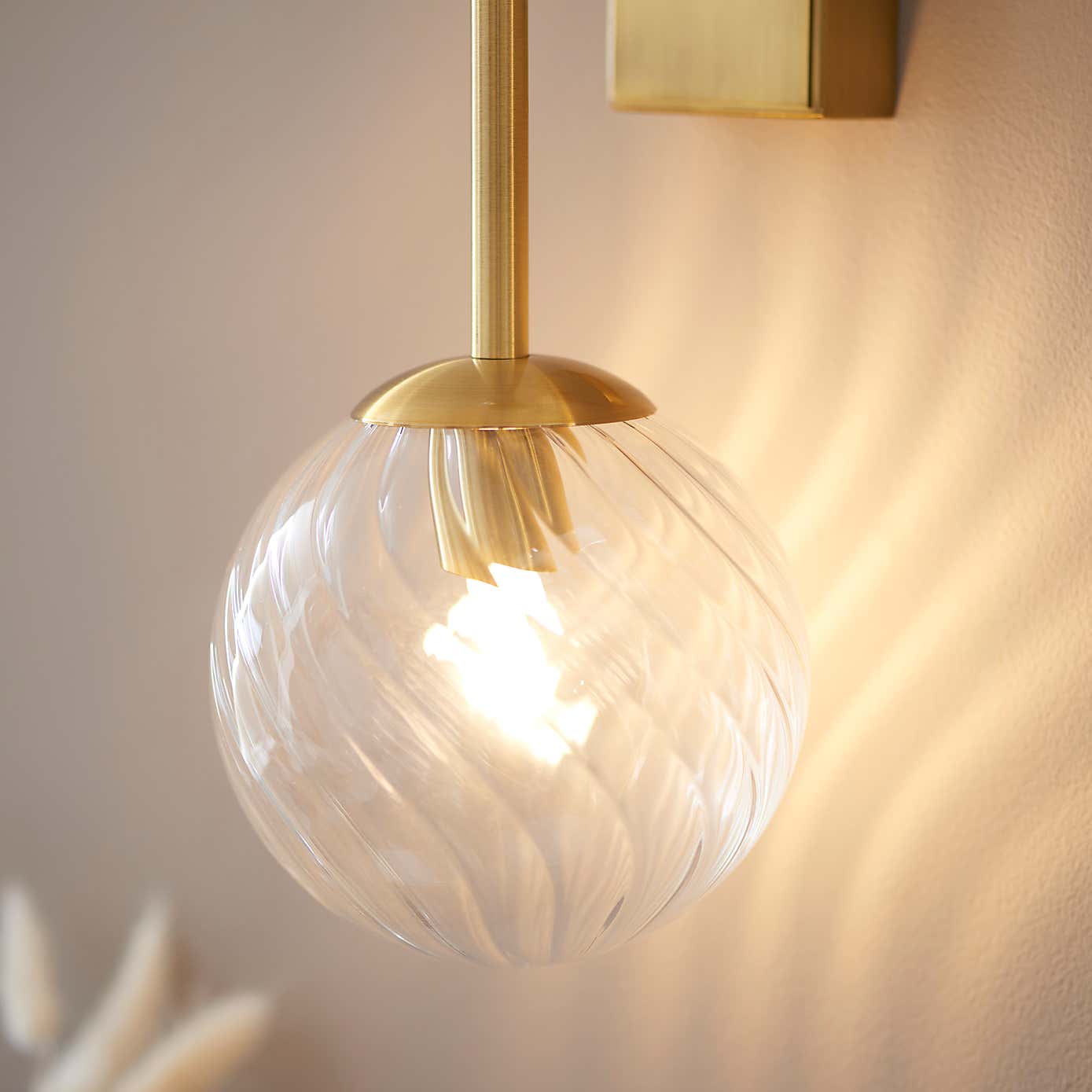 Vogue Esteban Art Deco 2 Light Wall Light