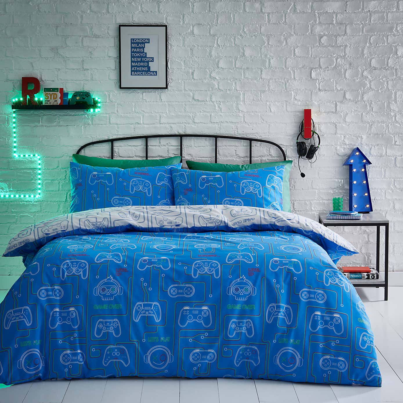 Gamer Reversible Duvet Cover and Pillowcase Set