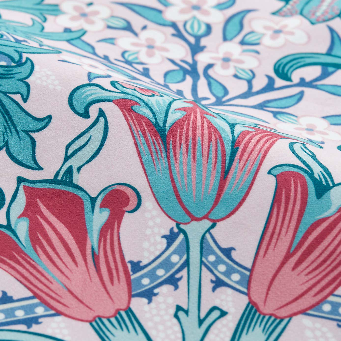 William Morris Woodland Weed Velvet Fabric Sample