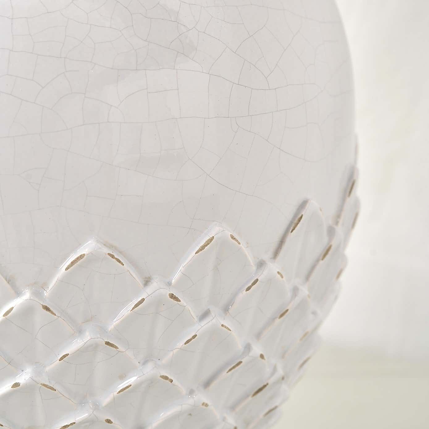 Willow White Leaf Detail Stoneware Vase