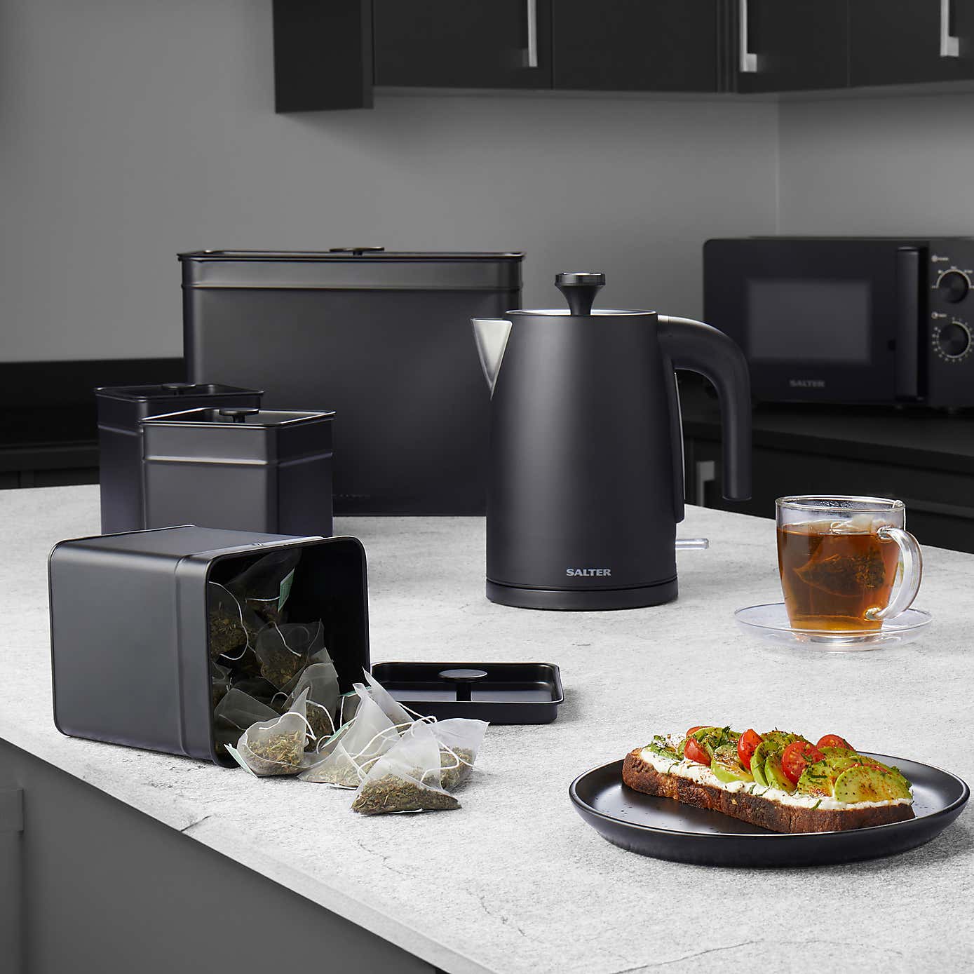 Salter Kuro 1.7L Black Kettle