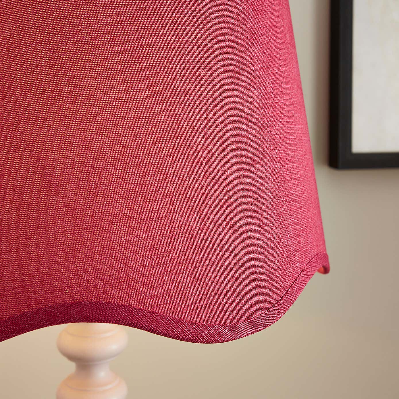 Scalloped Edge Linen Lamp Shade