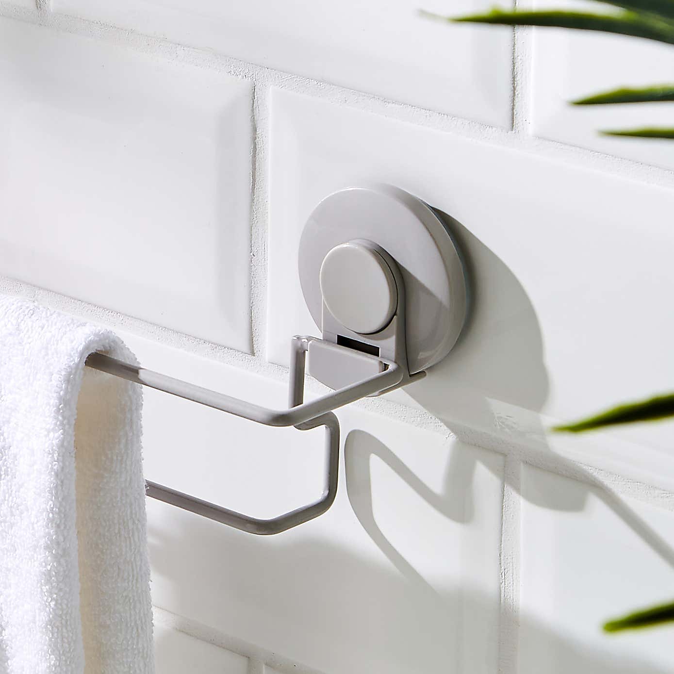 Wire Suction Towel Rail