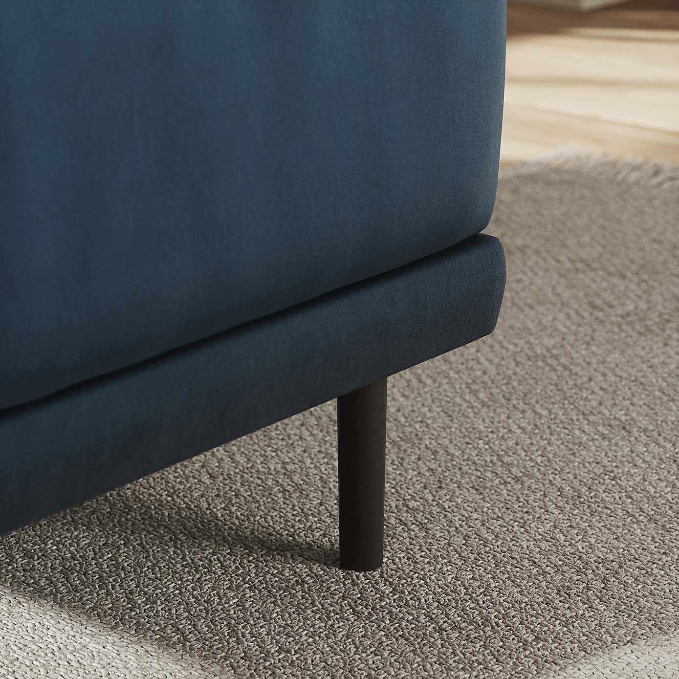 Mae Small Dining Bench, Matte Plush Velvet