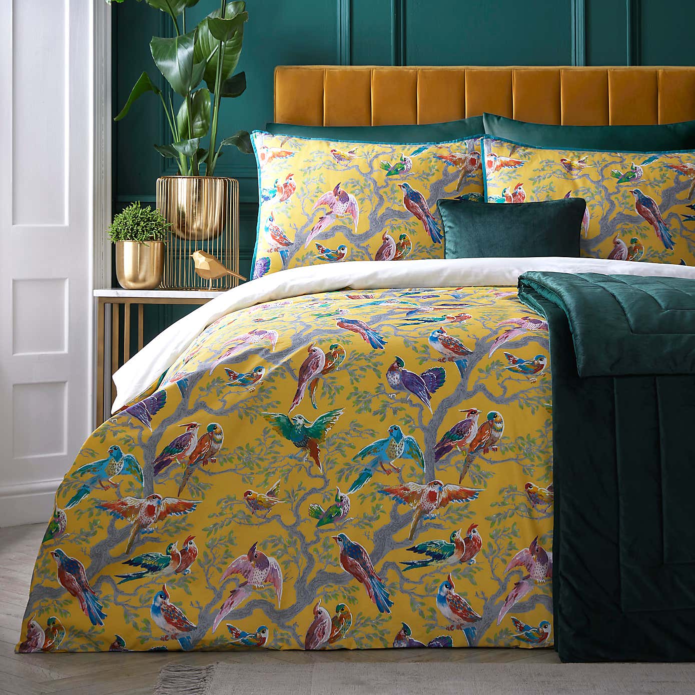 Laurence Llewelyn-Bowen Birdity 200 Thread Count Cotton Duvet Cover and Pillowcase Set