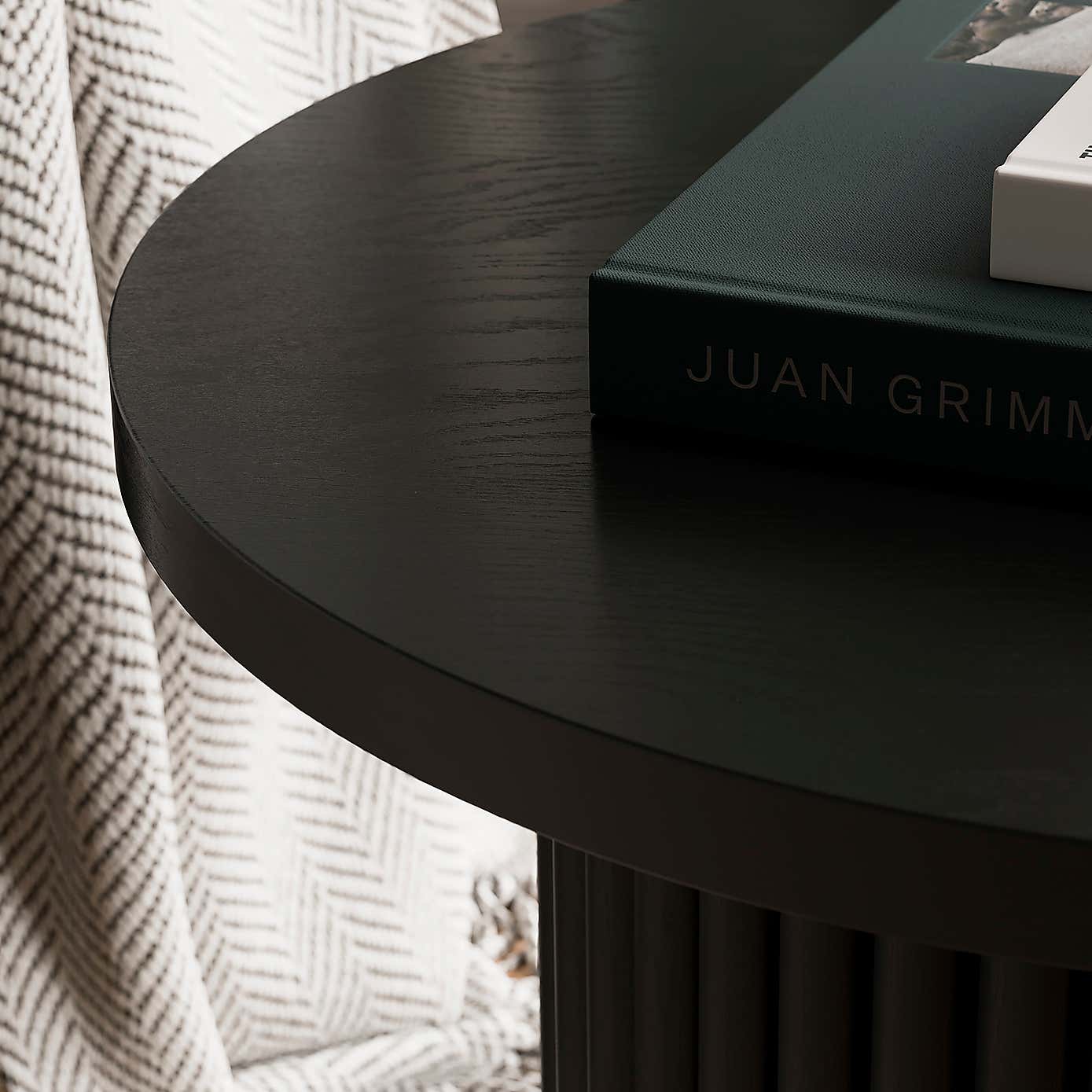 Amari Round Side Table