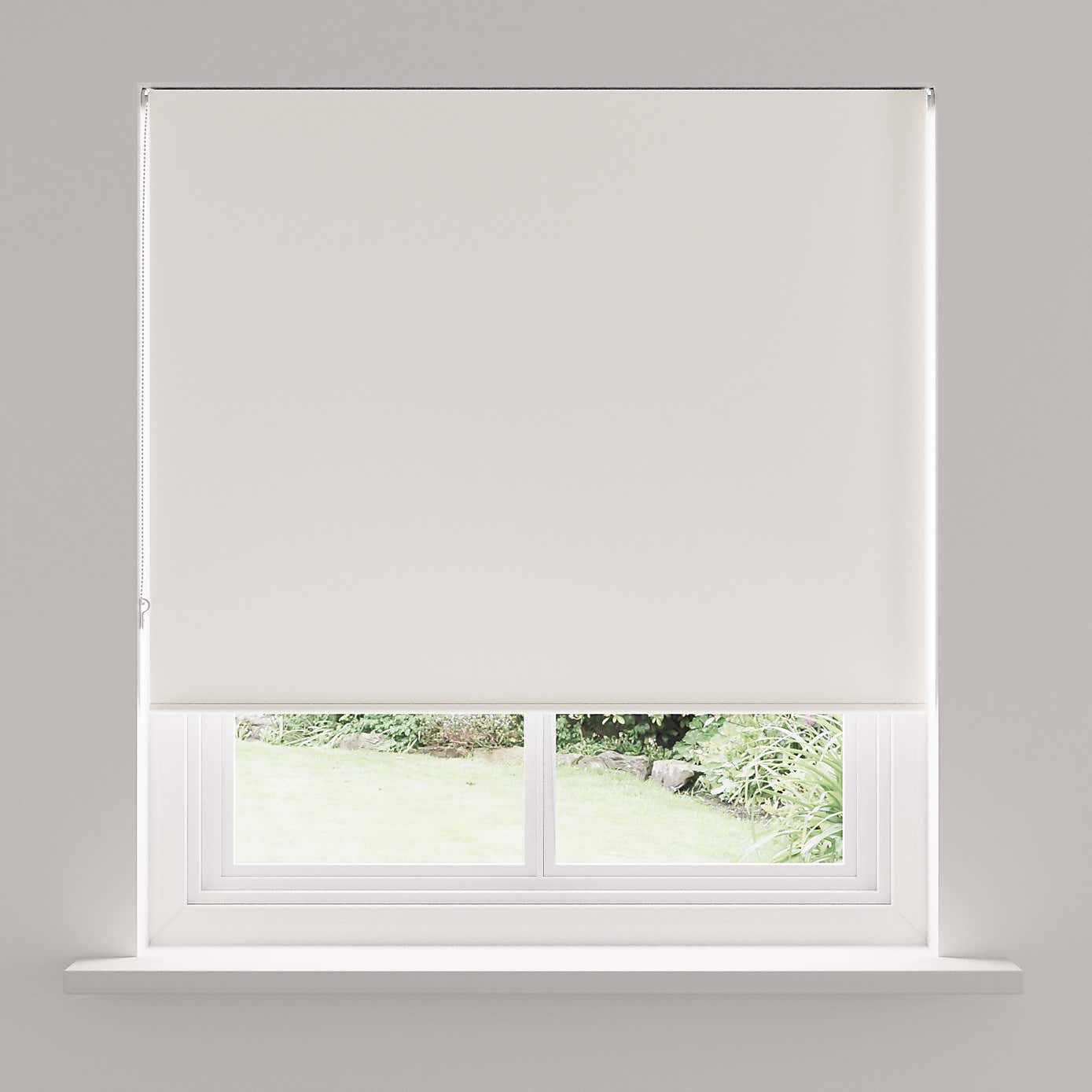 Blackout Moisture Resistant Roller Blind