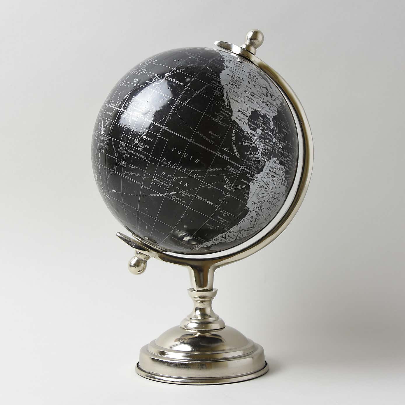 Decor Black and Silver Globe
