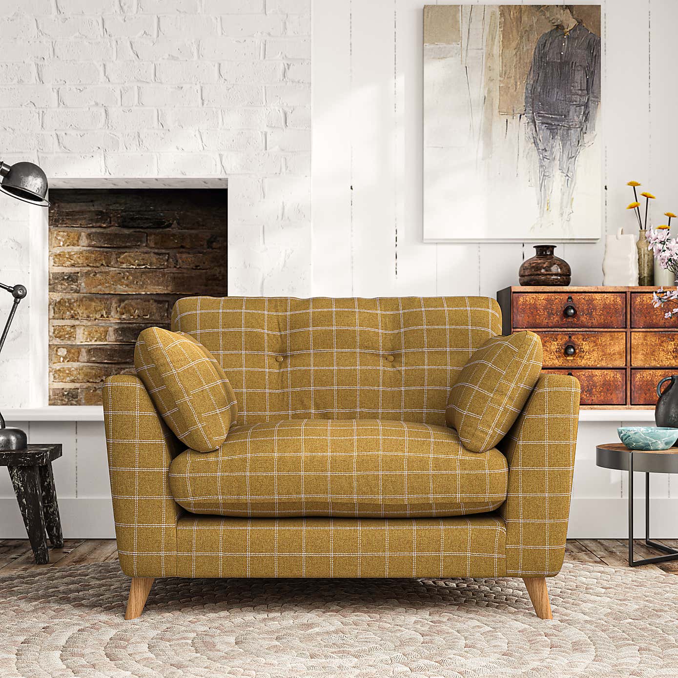 Peyton Snuggle Chair