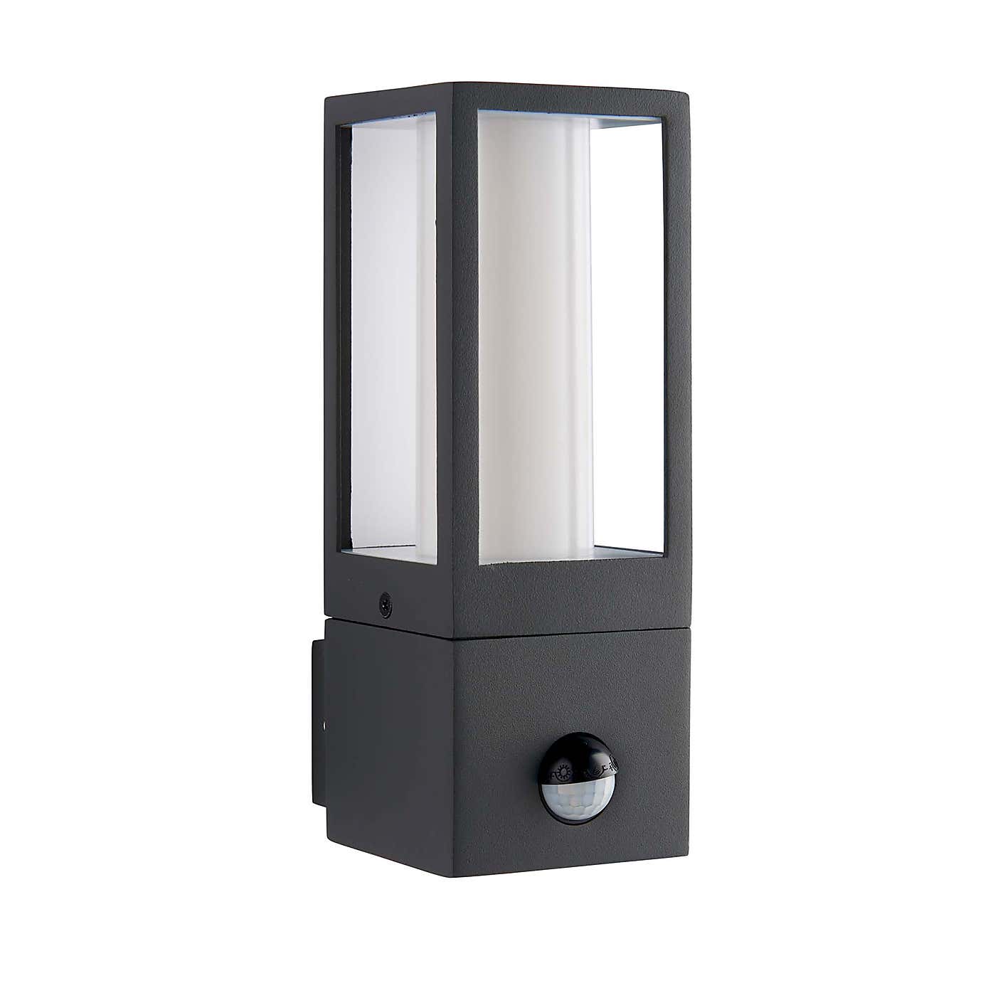 Vogue Lighting Preston Outdoor PIR Wall Light