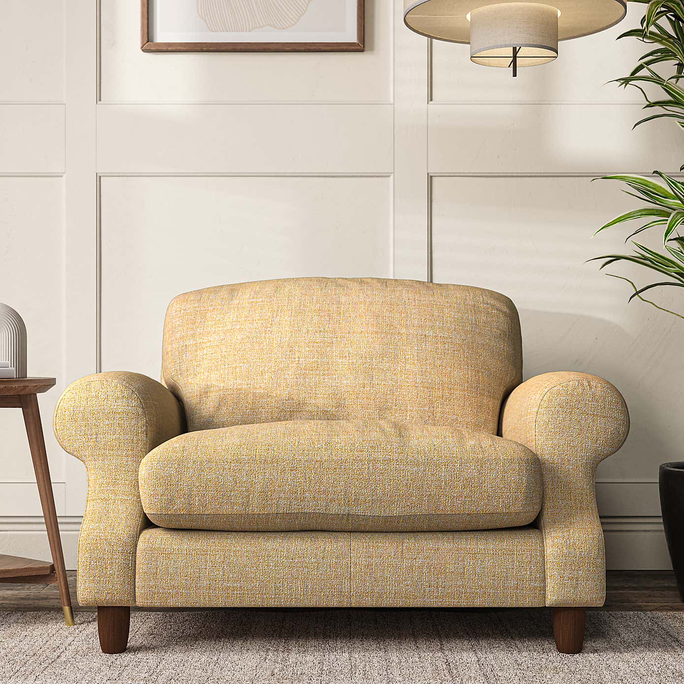 Ashford Snuggle Chair