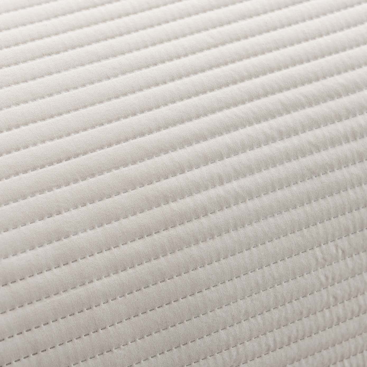 Spencer Pinsonic Natural Bedspread