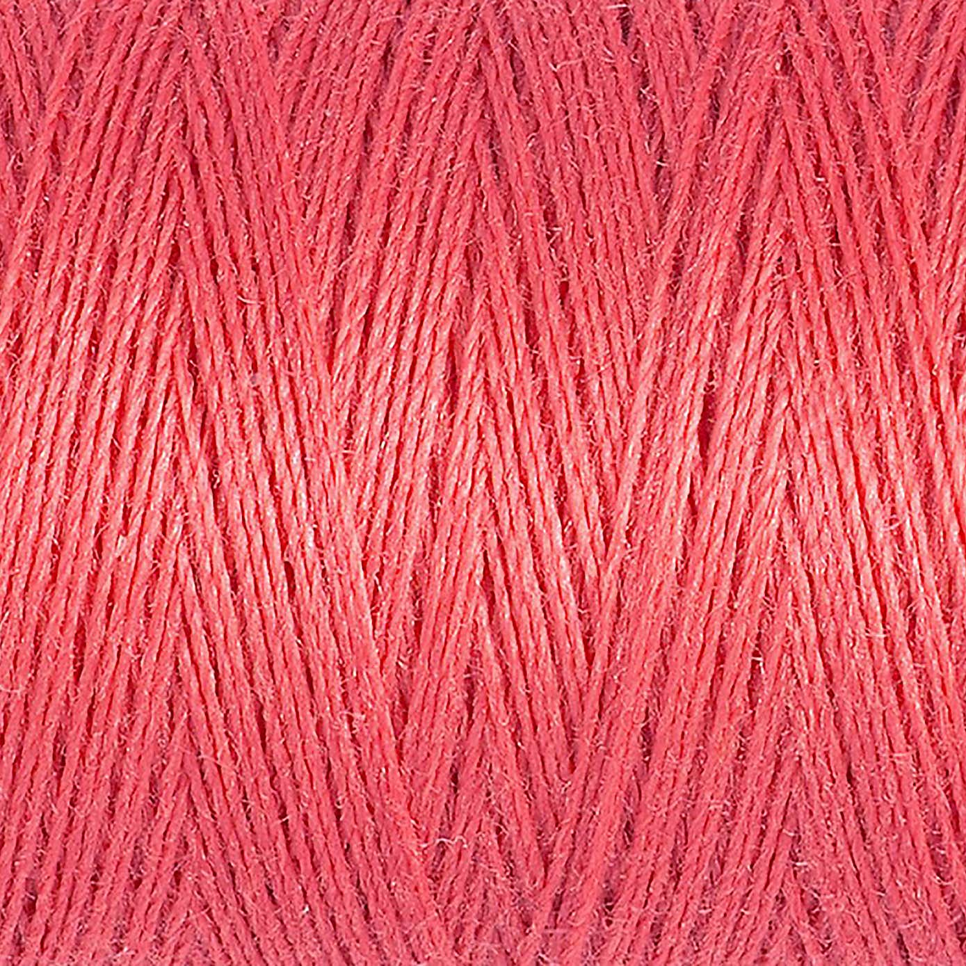 Gutermann Sew All Thread 100m Red (927)