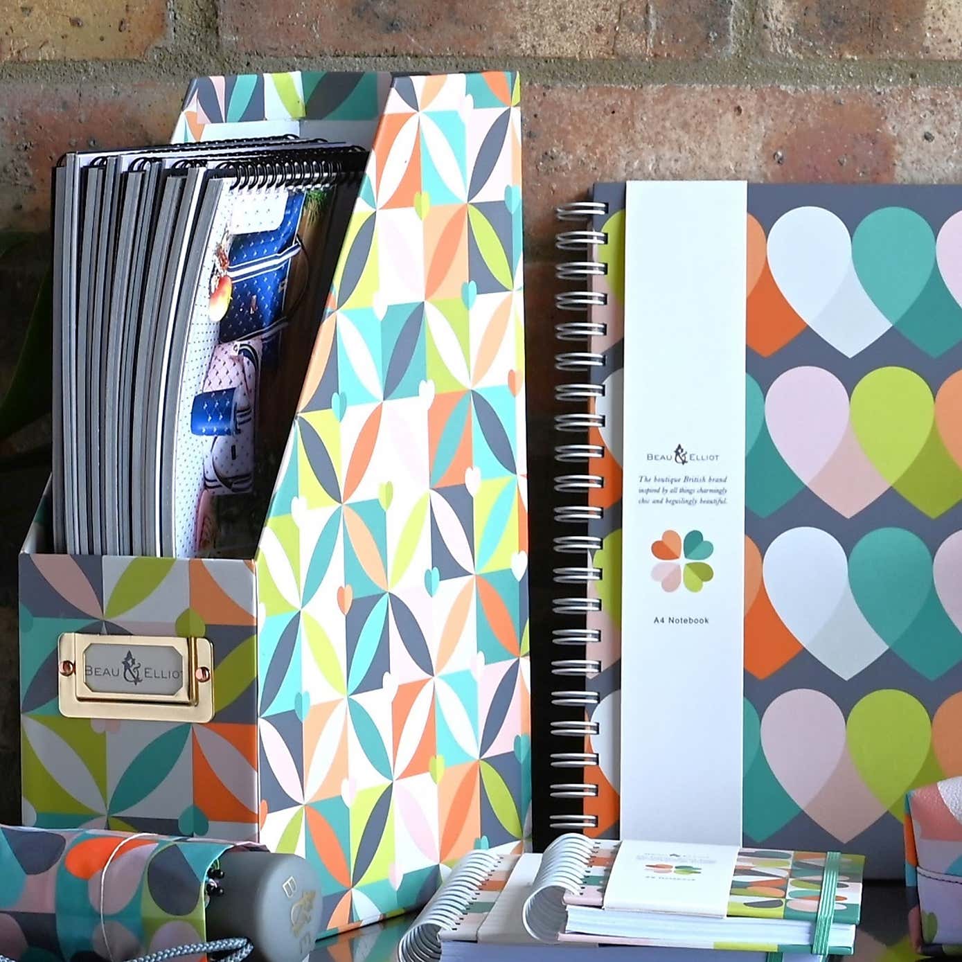 Carnaby Petal Magazine File