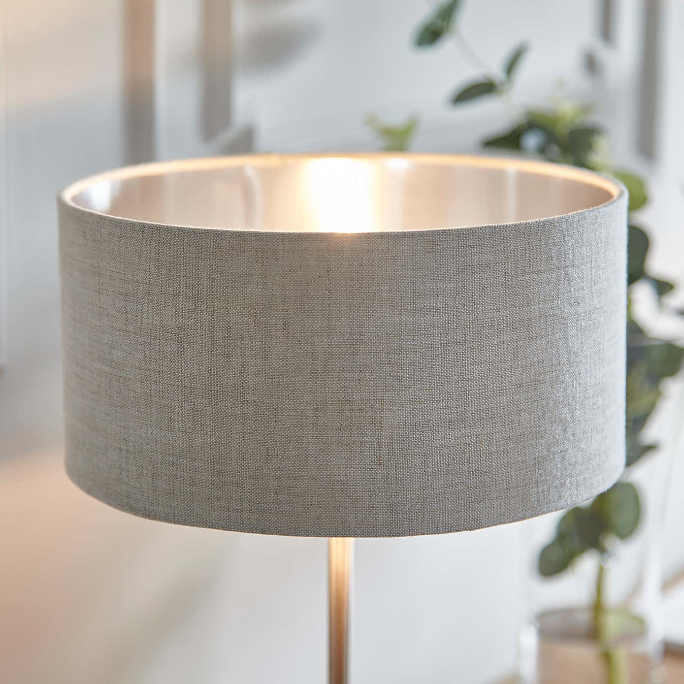 Vogue Sandringham Table Lamp