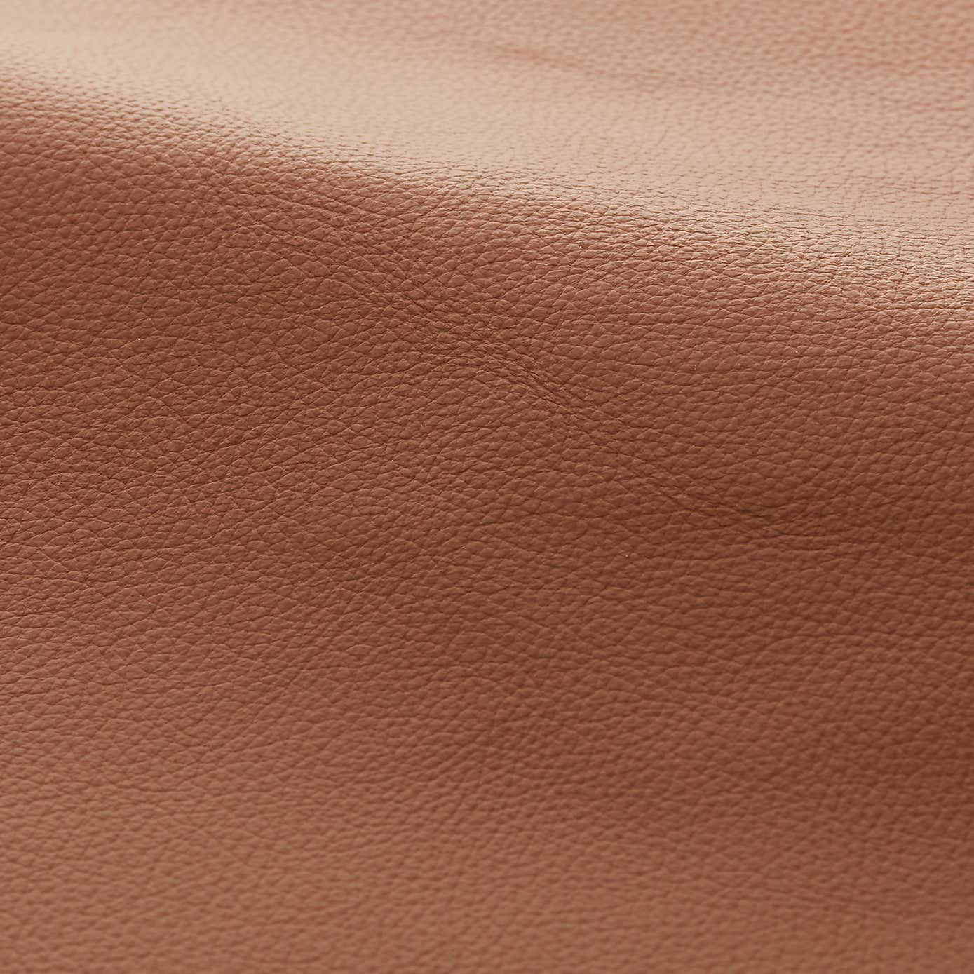 Sven Classic Leather Snuggle Chair