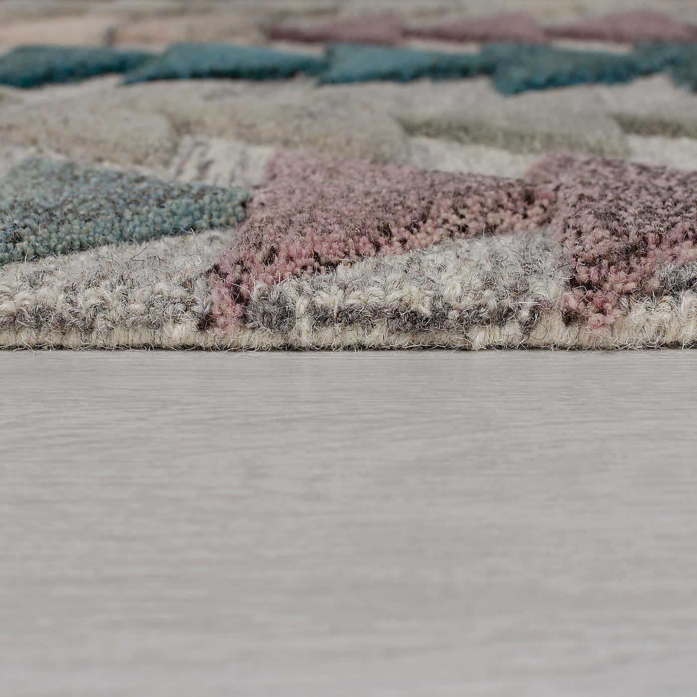 Archer Geometric Runner