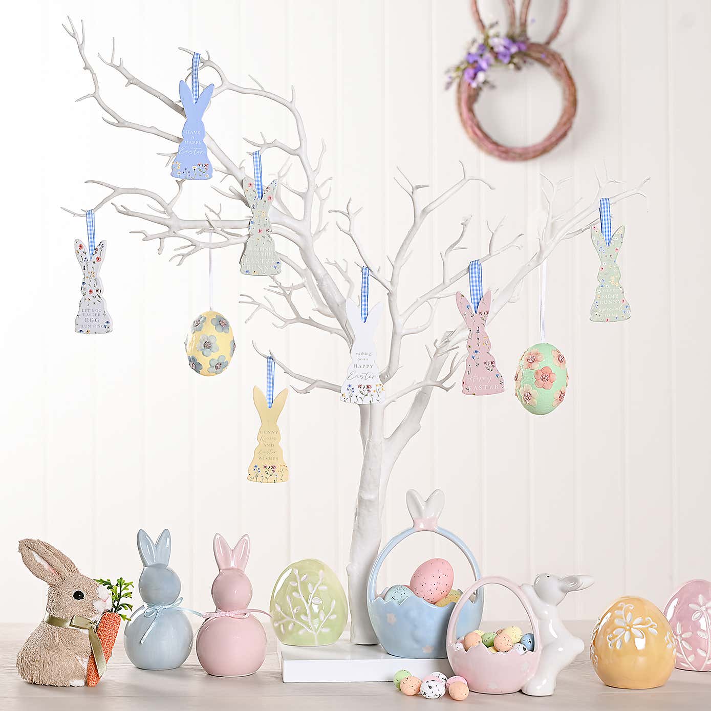 Set of 4 Eggs traordinary Gifting Company Pastel Coloured Ceramic Egg Ornaments