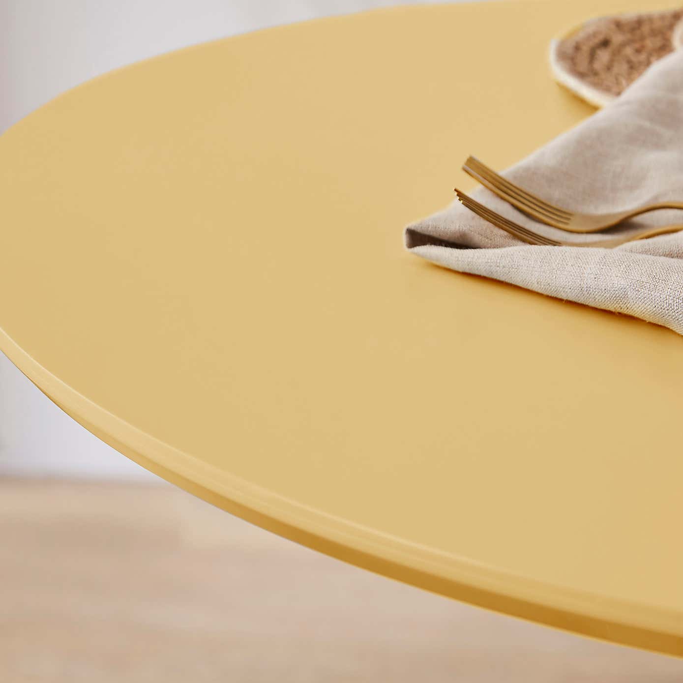 Fifi 4 Seater Round Dining Table, Pine Wood