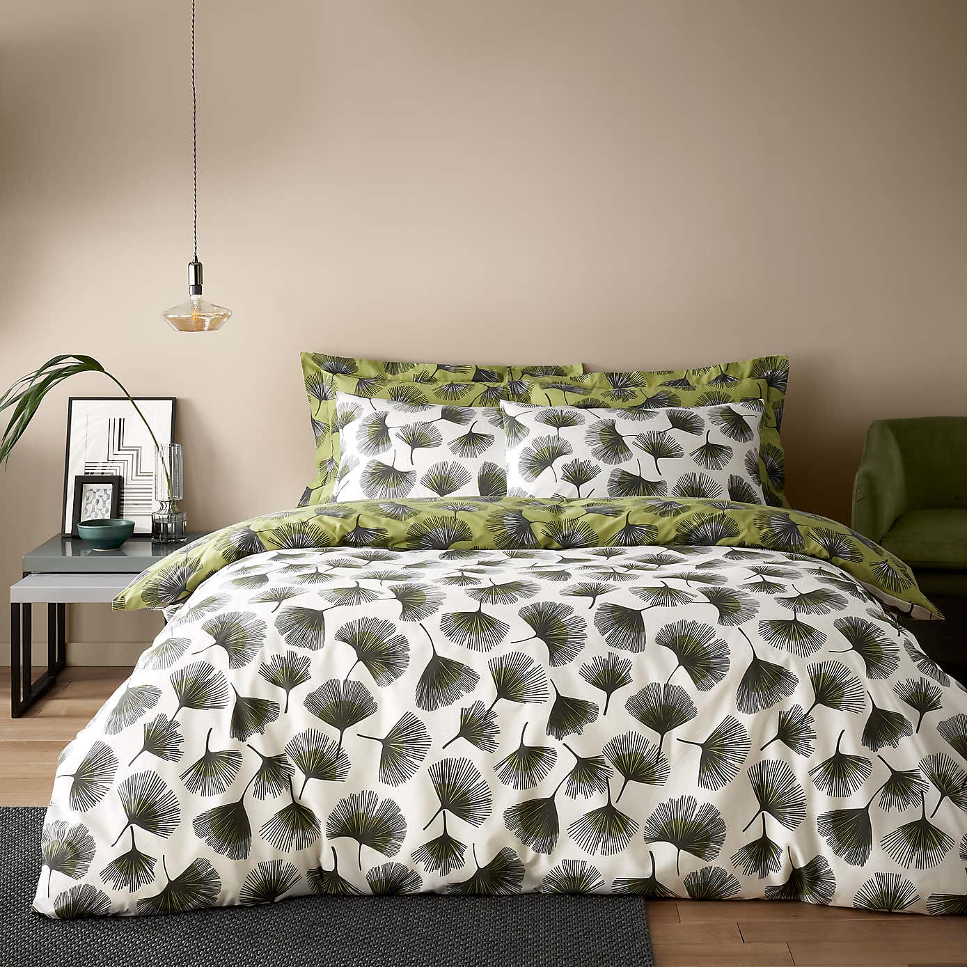 Modern Ginko Fern Duvet Cover and Pillowcase Set