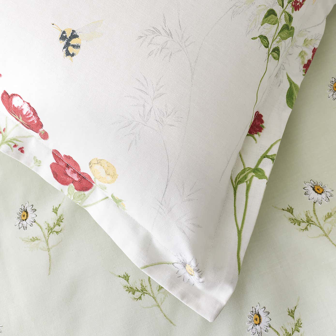 Penella Primrose Red Oxford Pillowcase
