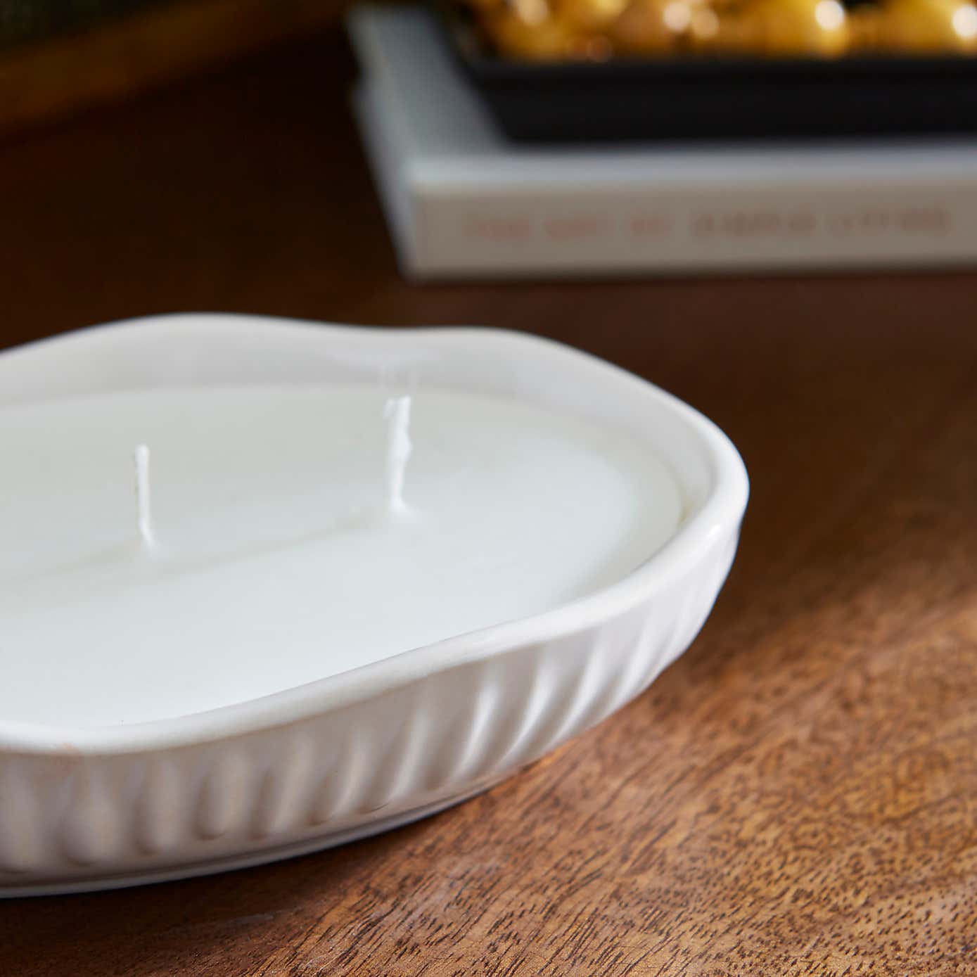 Global Zen Fig & Cedarwood Oval Multi Wick Candle