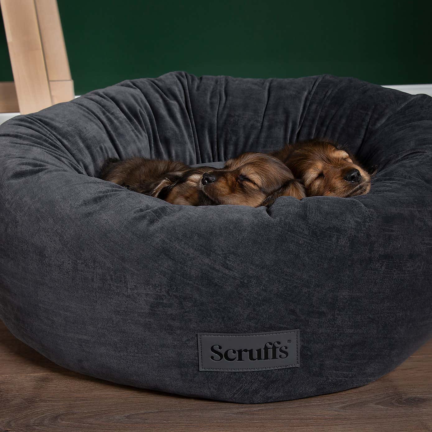 Scruff Oslo Donut Dog Bed