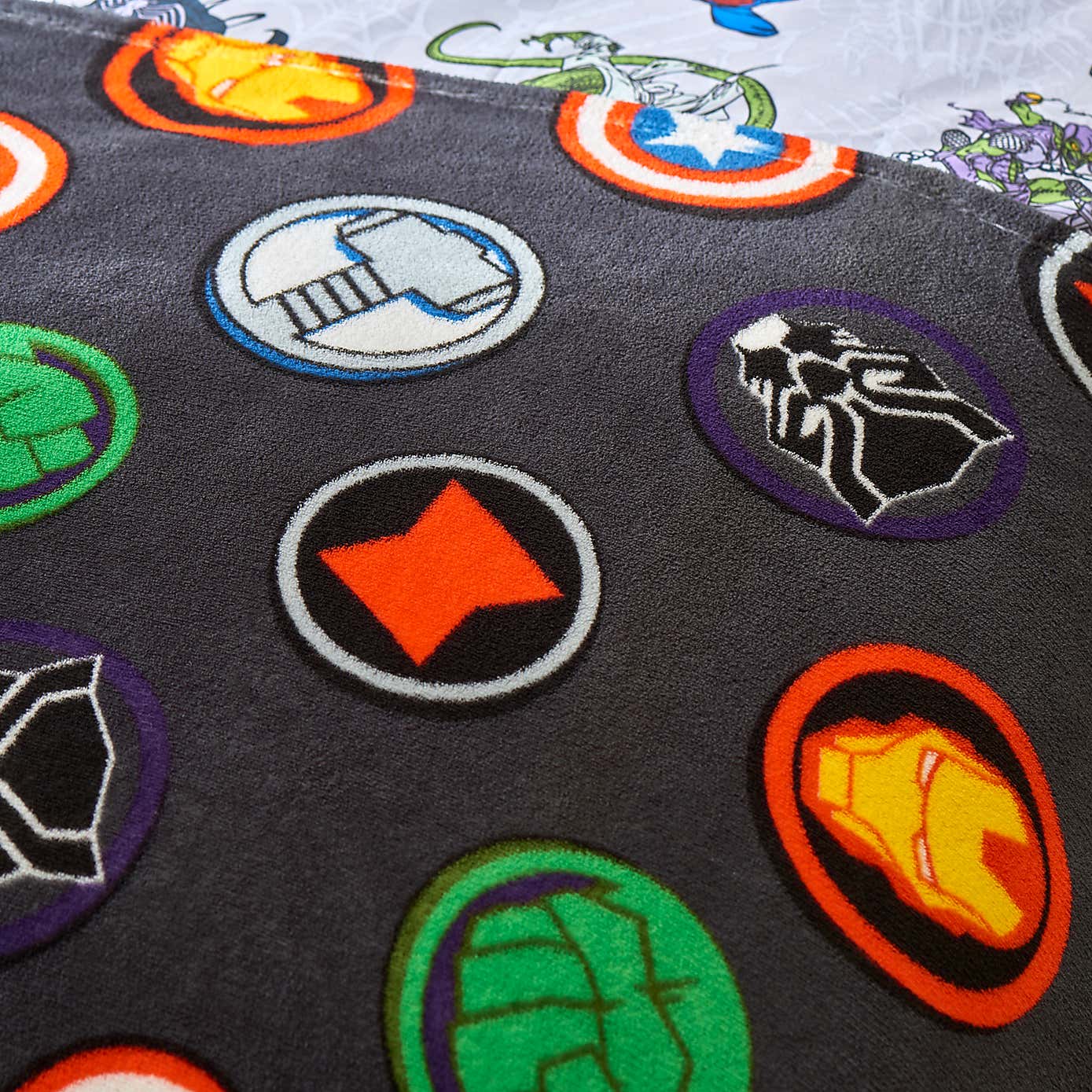 Marvel Logo Fleece Blanket
