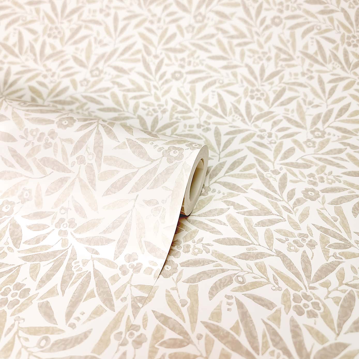 Ditsy Leaves Wallpaper