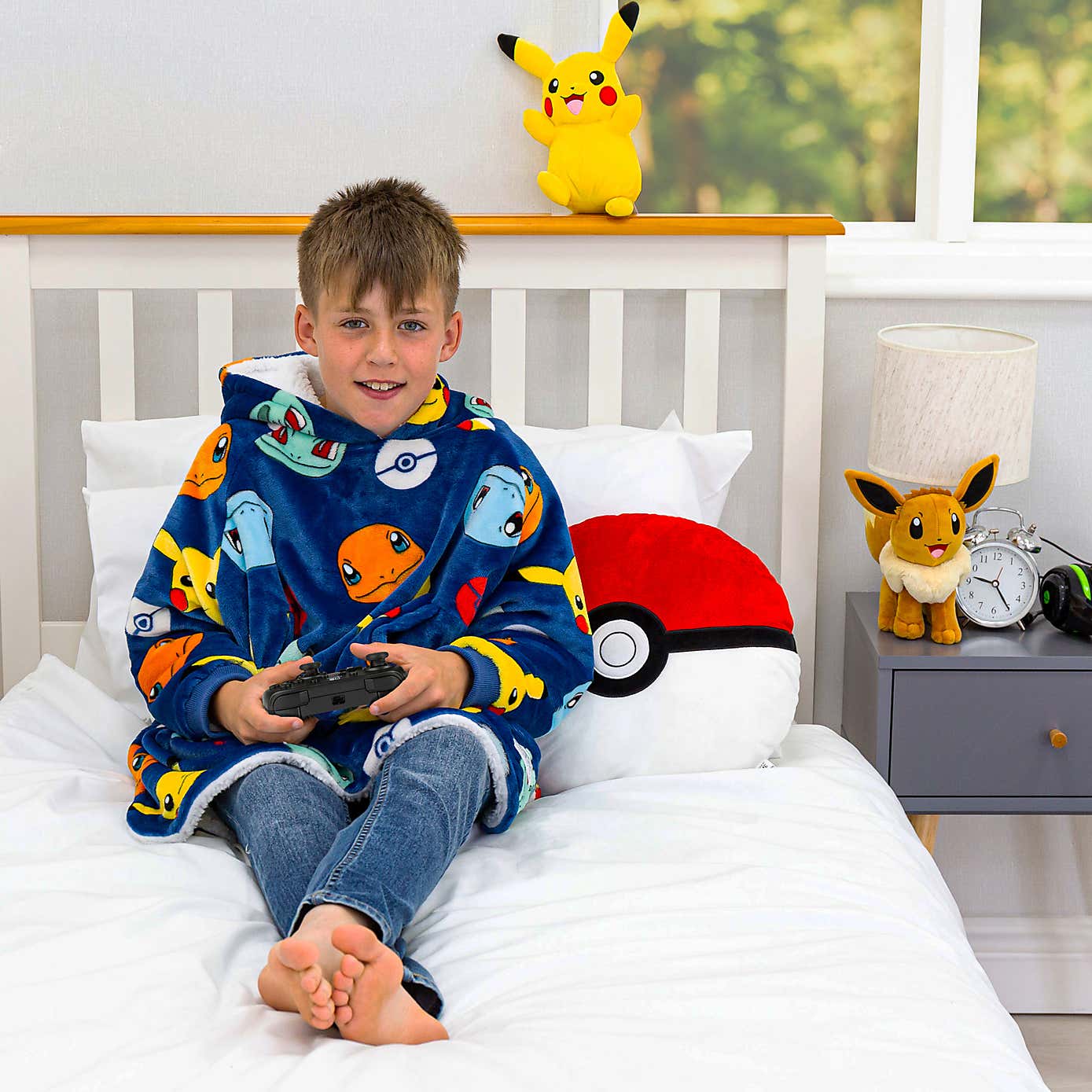 Pokemon Badges Hooded Wearable Fleece