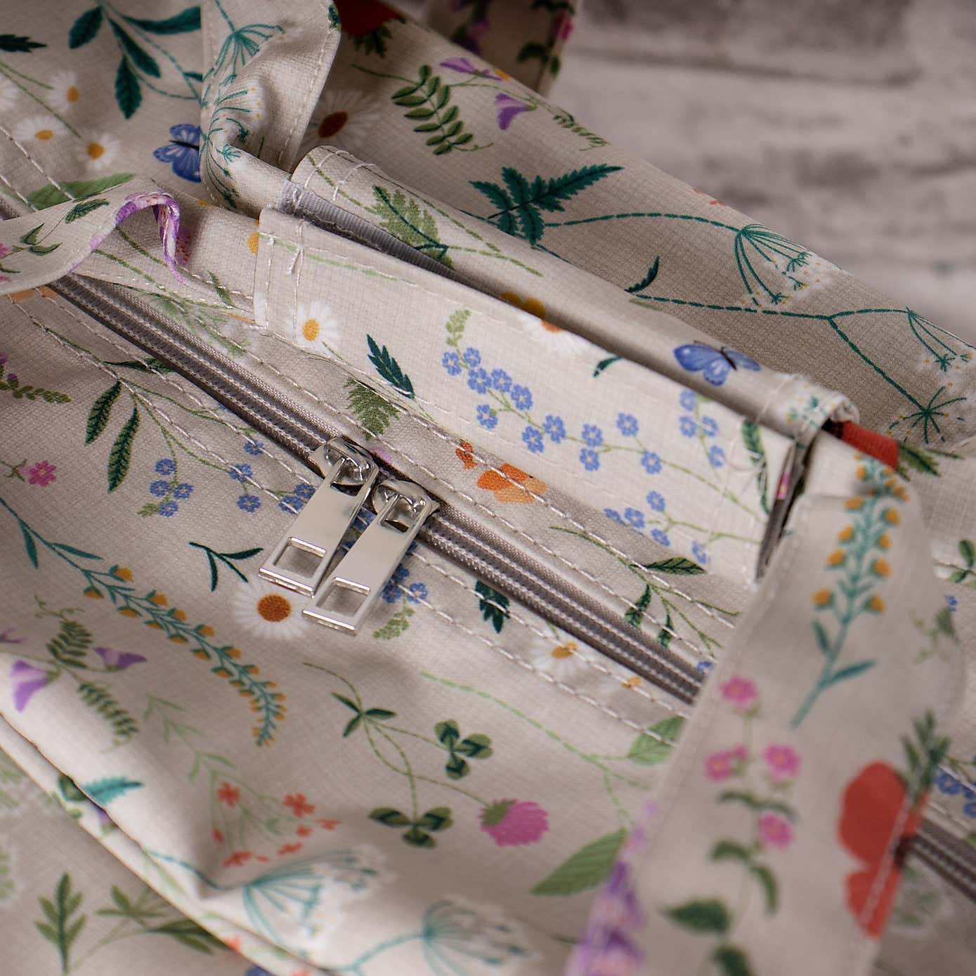 Wildflowers Sewing Machine Bag