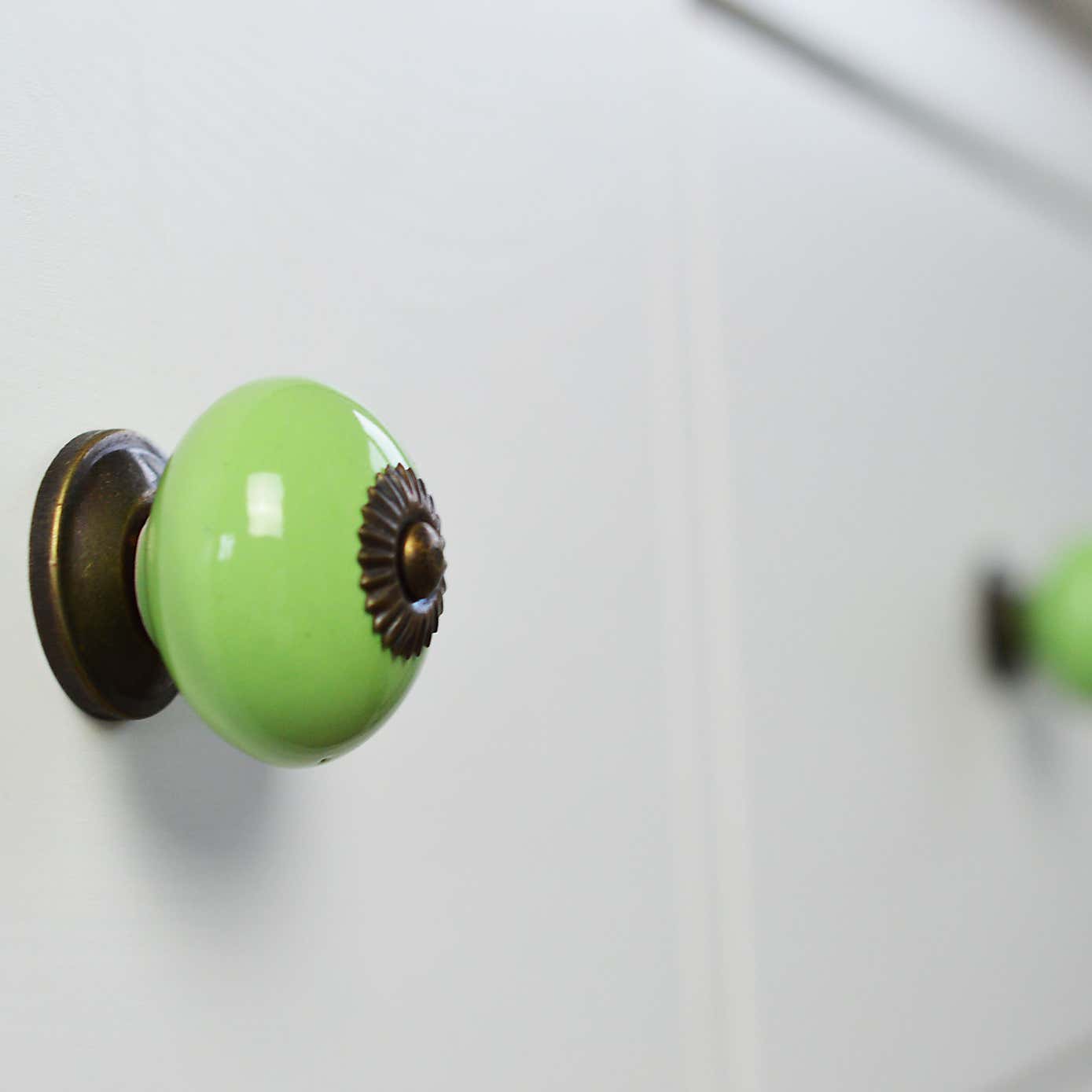 Pack of 6 Nicola Spring Round Drawer Knobs