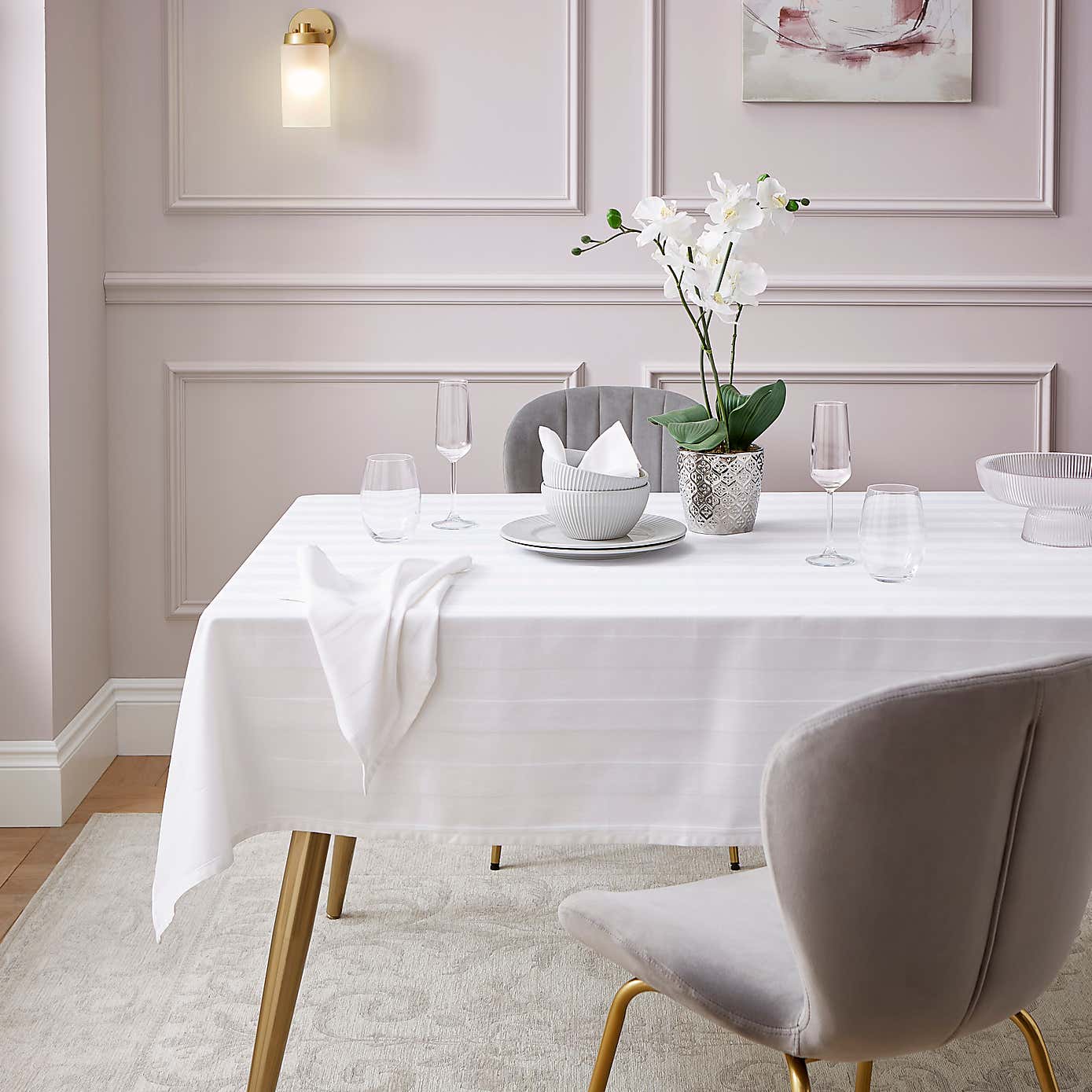 Hotel Plain Tablecloth