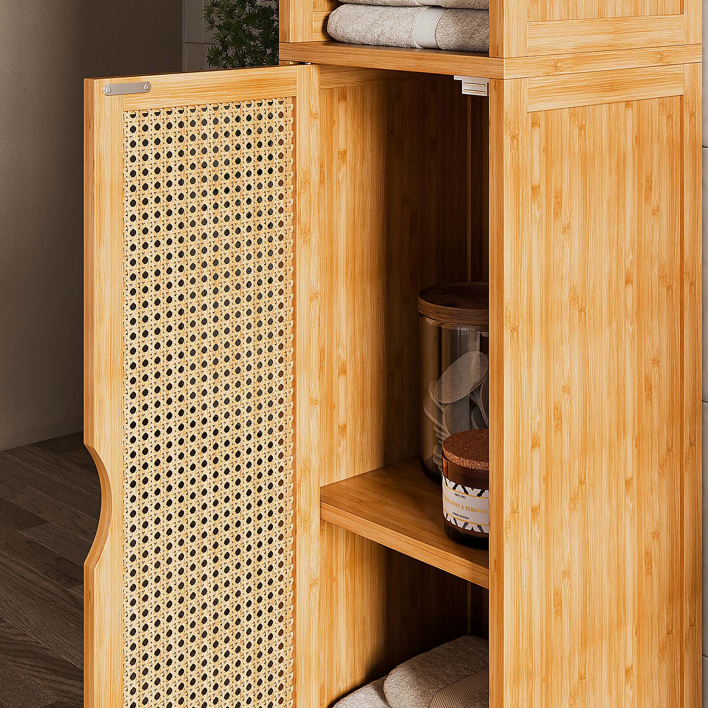 Avani Tallboy, Bamboo